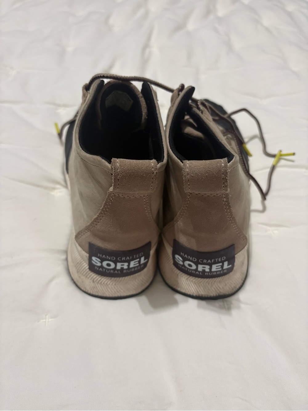 Sorel Men's Beige/Tan Suede Chukka Boots